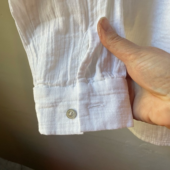 Eileen Fisher Organic Cotton Gauze Button Down Size Small - Picture 8 of 9